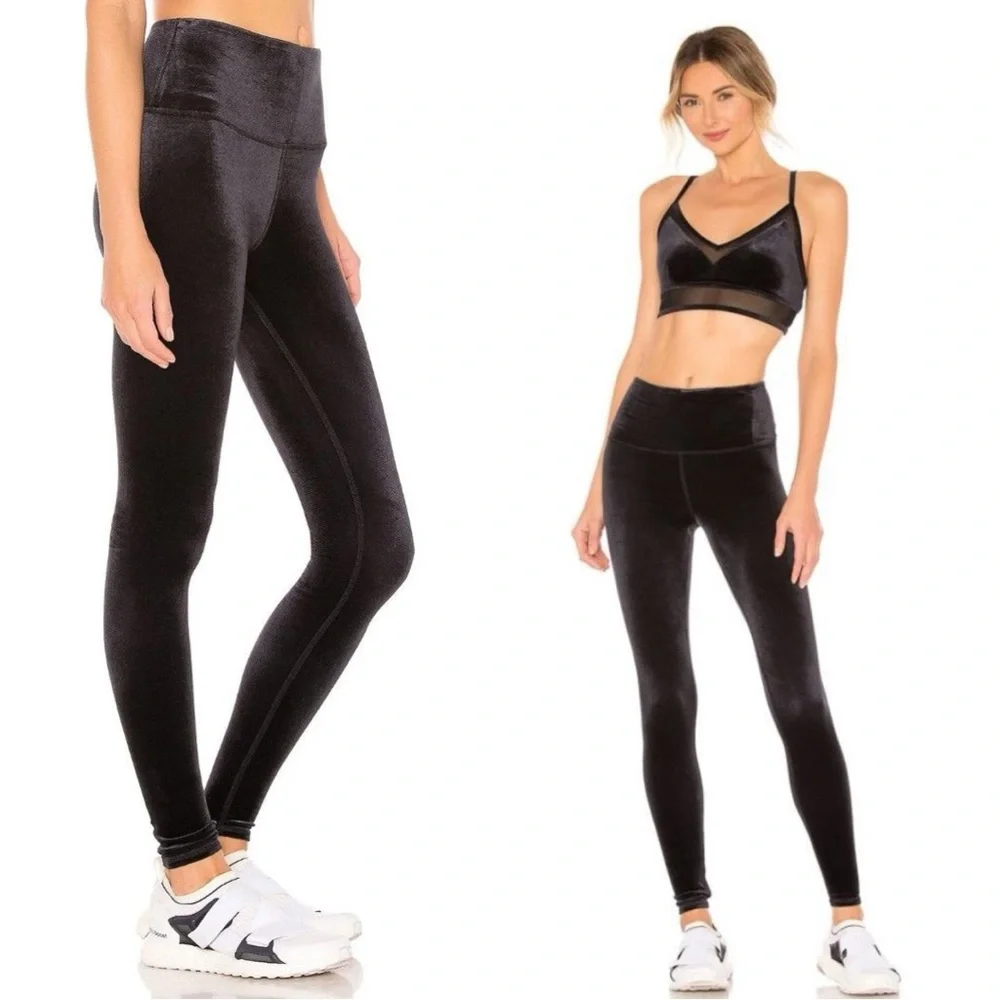 Alo Yoga High Waist Posh Velvet Legging In Black Size Small - Picture 2 of 9